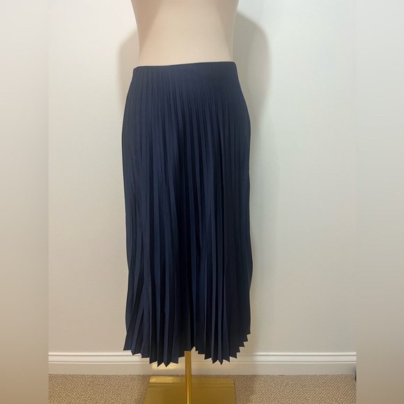 J.Crew NWT Gwyneth pleated slip skirt in navy - Picture 8 of 10